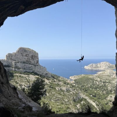 calanques-grotte-de-l-ermite-rappel calanques-grotte-de-l-ermite-rappel