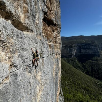 presles-vue-de-l-exterieur presles-vue-de-l-exterieur